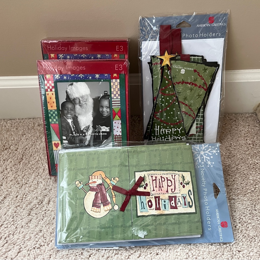 NWT- Photo Holiday/Christmas Cards and Photo Holders Set